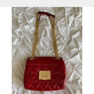 MICHAEL-KORS-SLOAN-QUILTED-CROSSBODY